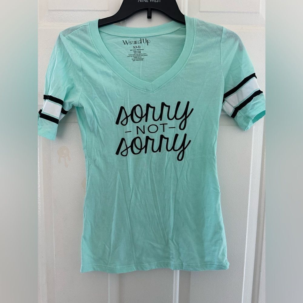 $2/15 Teal blue graphic Tshirt